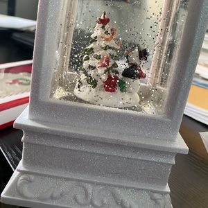 Christmas battery operated snowman lantern lights up